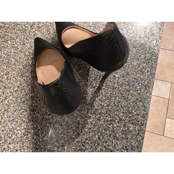 J by Janiko Black Croc Emboss Stiletto Low Toe Pointed WM High Heel SZ 38 US 7.5 - Picture 5 of 7